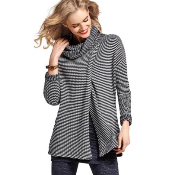 CAbi Sweaters - CAbi Fergie Split Turtleneck Sweater #3165